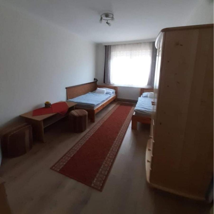 Pegazus Vendeghaz Hotel Hajduszoboszlo Ngoại thất bức ảnh